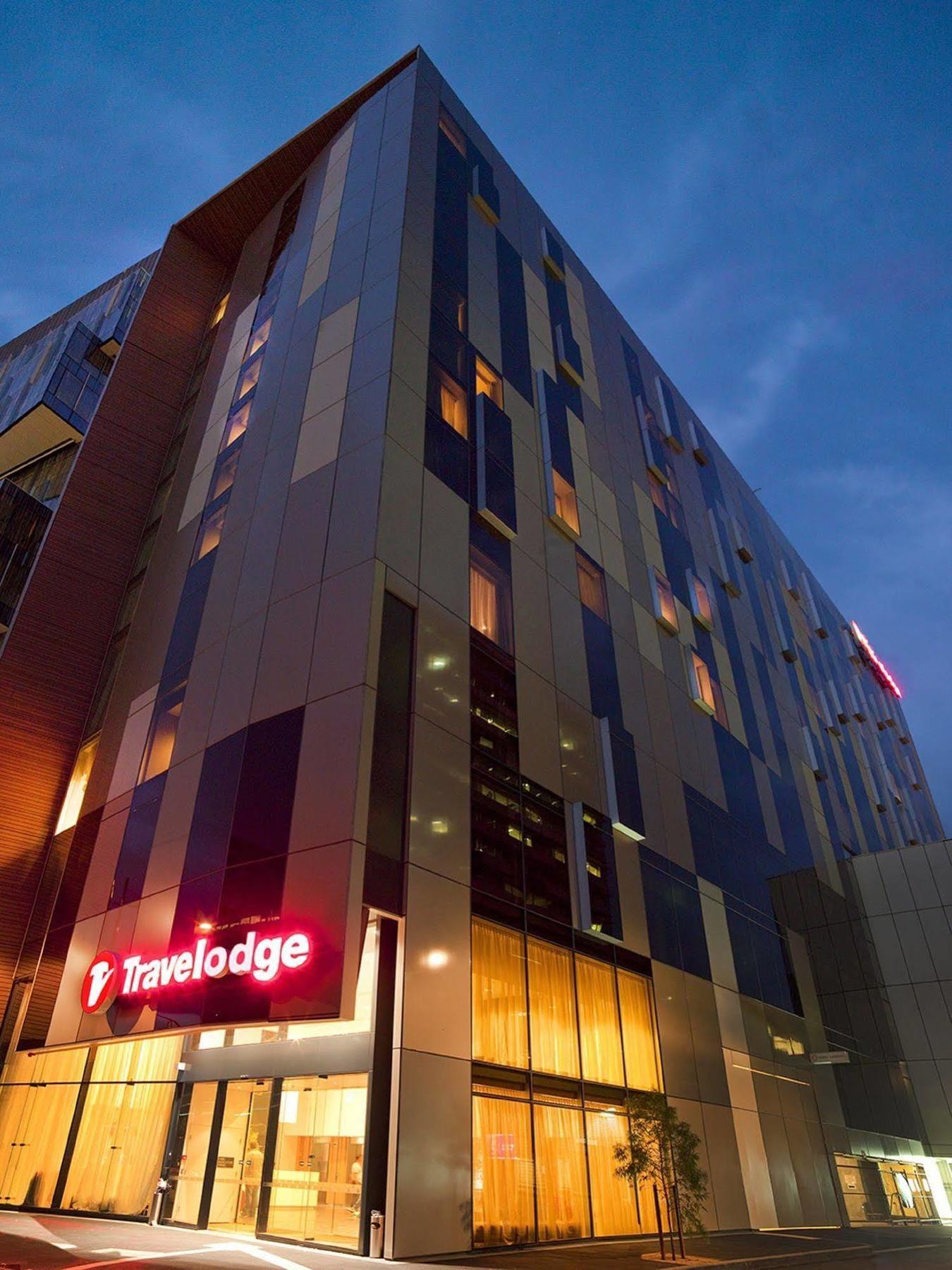 Travelodge Hotel Melbourne Docklands Exterior photo